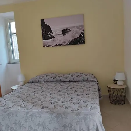 Casa Vacanze Zaccanopoli Apartment *